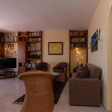 Apartment Apartment Penthouse Heidi Caleta de Interian