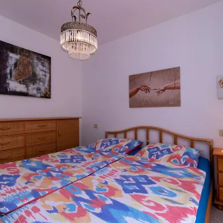 Apartment Penthouse Heidi Apartment Caleta de Interian